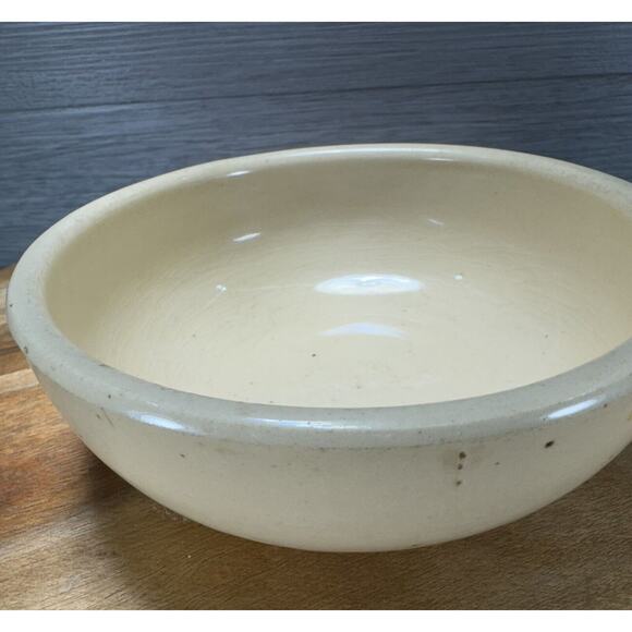 Watt Pottery Oven Ware With Wooden Fruit - Picture 3 of 8